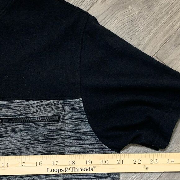 AKADEMIKS T-Shirt Men’s Large Black Gray Color Block Zipper Pocket Cotton Blend. - Picture 4 of 10